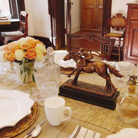 Louisville Bourbon Inn المظهر الخارجي الصورة